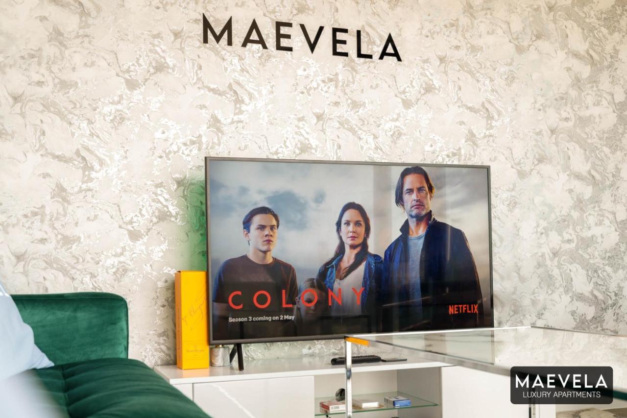 Maevela Apartments - Luxury Top Floor Penthouse - With Parking - 2 Bedroom New Build Apartment ✪ City Centre, Digbeth ✓ With Huge Patio Sliding Doors - City View - Rooftop Terrace - Ps4 & Smart Tv'S Birmingham Bagian luar foto