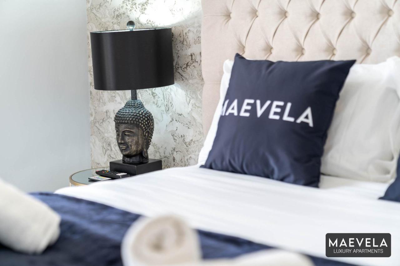 Maevela Apartments - Luxury Top Floor Penthouse - With Parking - 2 Bedroom New Build Apartment ✪ City Centre, Digbeth ✓ With Huge Patio Sliding Doors - City View - Rooftop Terrace - Ps4 & Smart Tv'S Birmingham Bagian luar foto