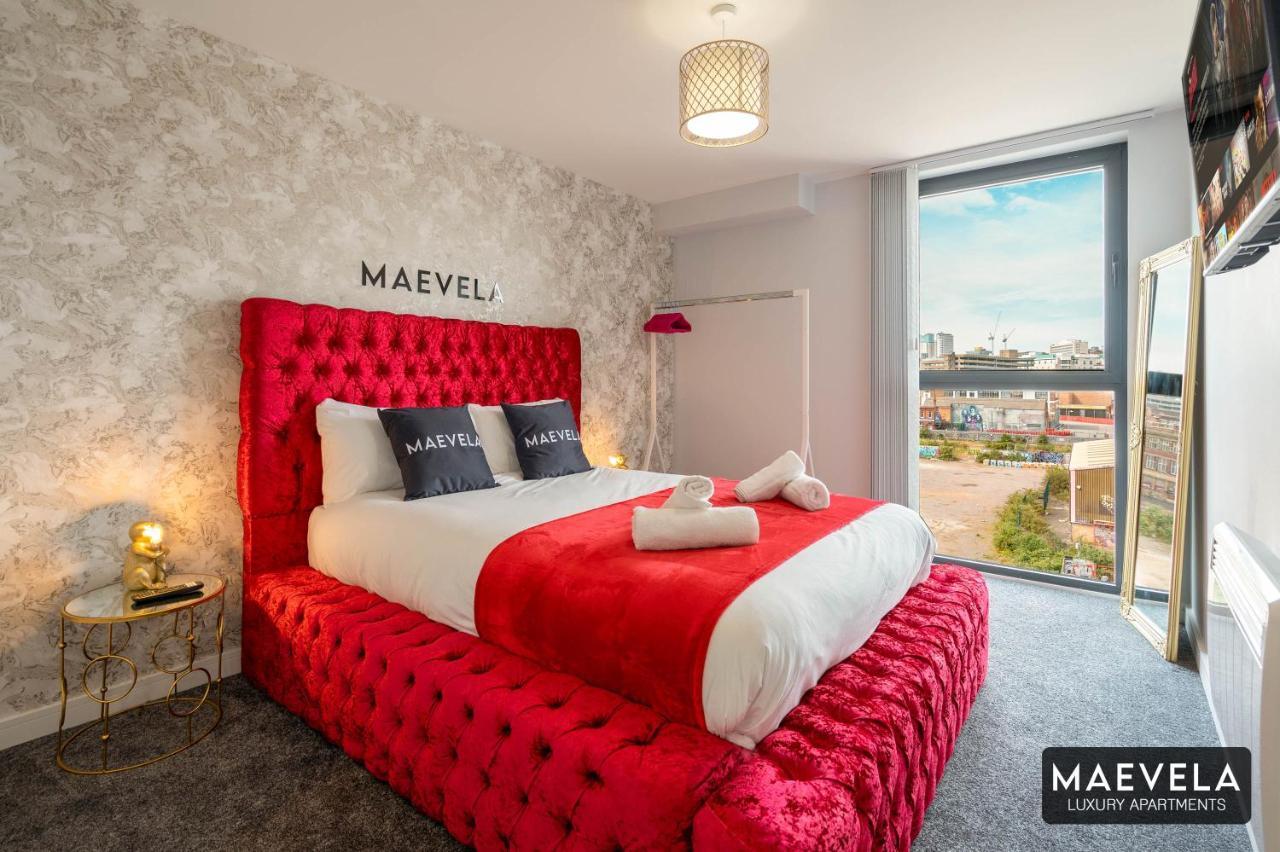 Maevela Apartments - Luxury Top Floor Penthouse - With Parking - 2 Bedroom New Build Apartment ✪ City Centre, Digbeth ✓ With Huge Patio Sliding Doors - City View - Rooftop Terrace - Ps4 & Smart Tv'S Birmingham Bagian luar foto