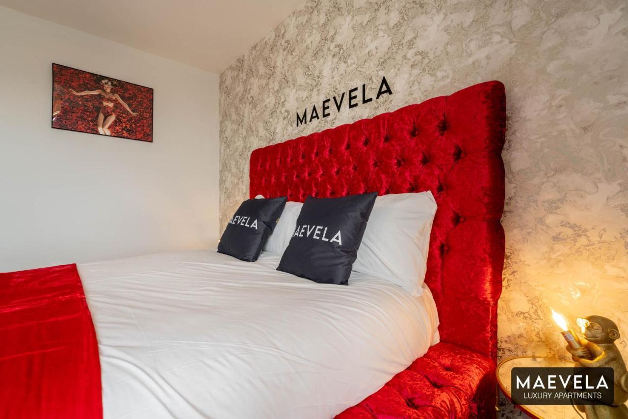 Maevela Apartments - Luxury Top Floor Penthouse - With Parking - 2 Bedroom New Build Apartment ✪ City Centre, Digbeth ✓ With Huge Patio Sliding Doors - City View - Rooftop Terrace - Ps4 & Smart Tv'S Birmingham Bagian luar foto