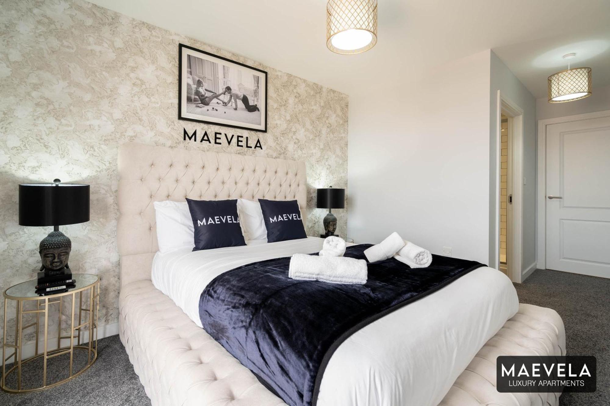 Maevela Apartments - Luxury Top Floor Penthouse - With Parking - 2 Bedroom New Build Apartment ✪ City Centre, Digbeth ✓ With Huge Patio Sliding Doors - City View - Rooftop Terrace - Ps4 & Smart Tv'S Birmingham Bagian luar foto